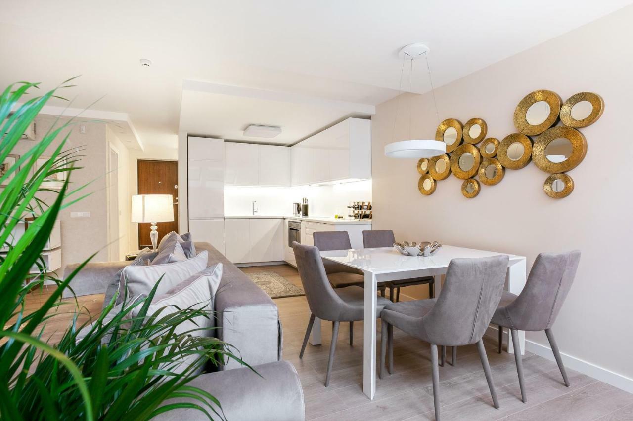 Luxury For Everyone - Hills Park Lux Apartments 1 VNO Exterior foto